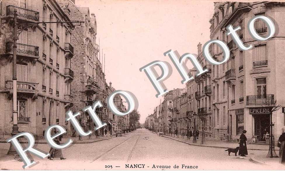 AVENUE  DE FRANCE