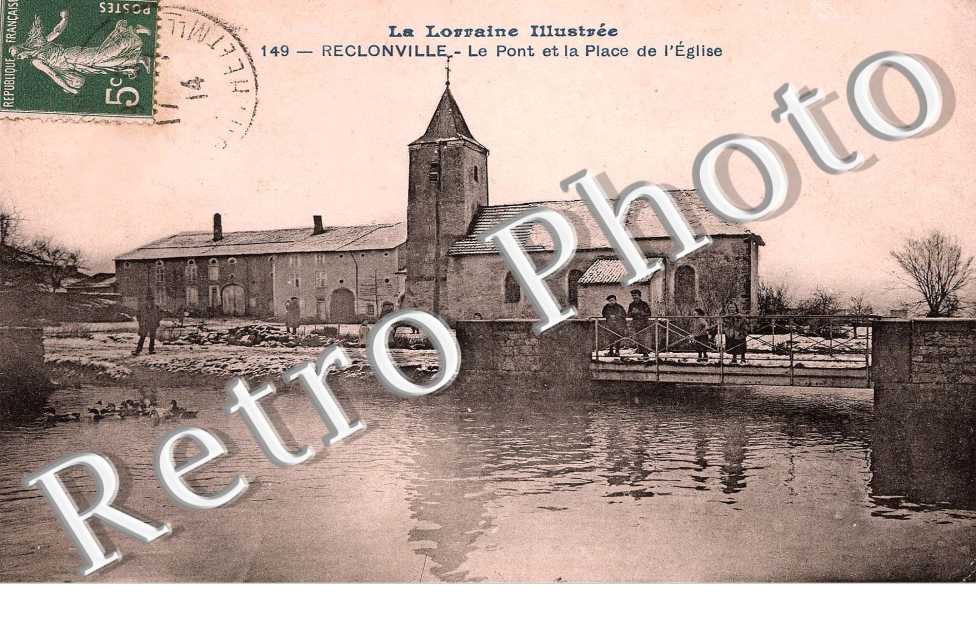 Le Pont et la Place de l'Eglise