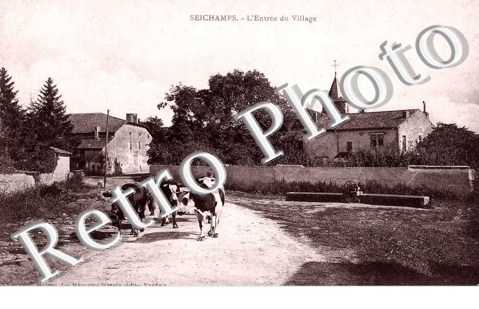 l'entree du village