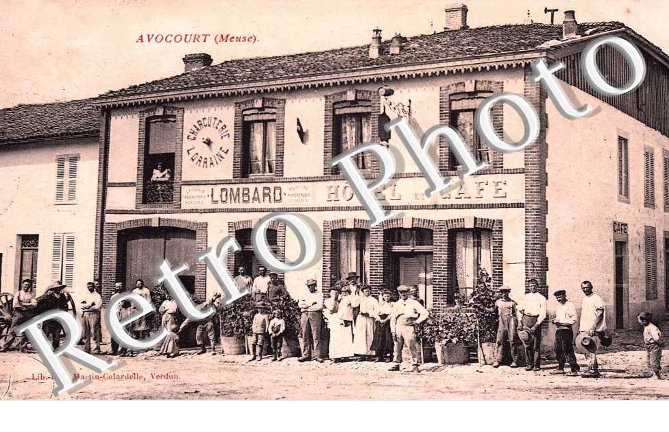 HoTEL et Cafe  LOMBARD