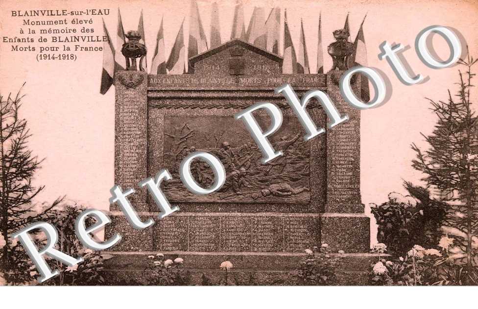 Monument eleve a la memoire des enfants morts pour la France
