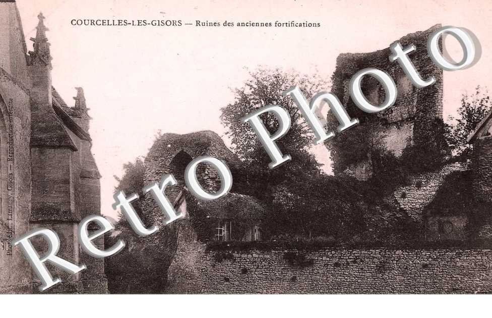 ruines des anciennes fortifications