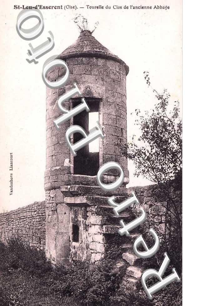 tourelle du clos de l' ancienne abbaye