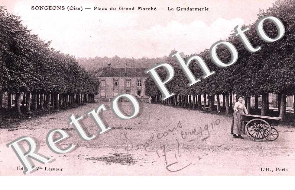 place du grand marche, la gendarmerie