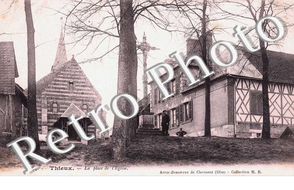 LA PLACE DE L'EGLISE