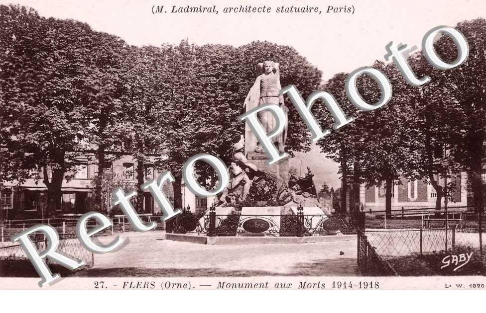 MONUMENT AUX MORTS