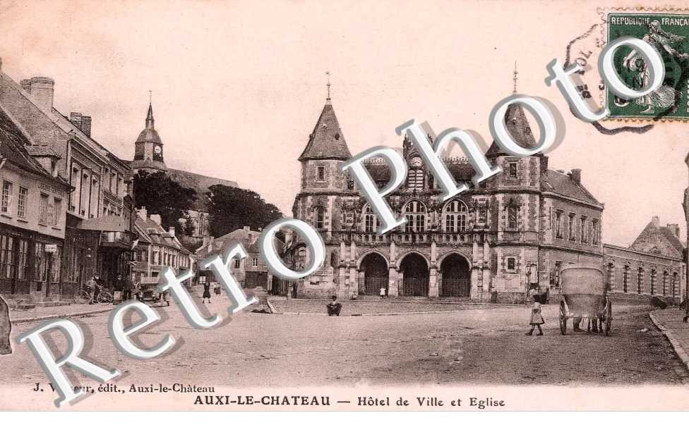 hotel de ville et eglise