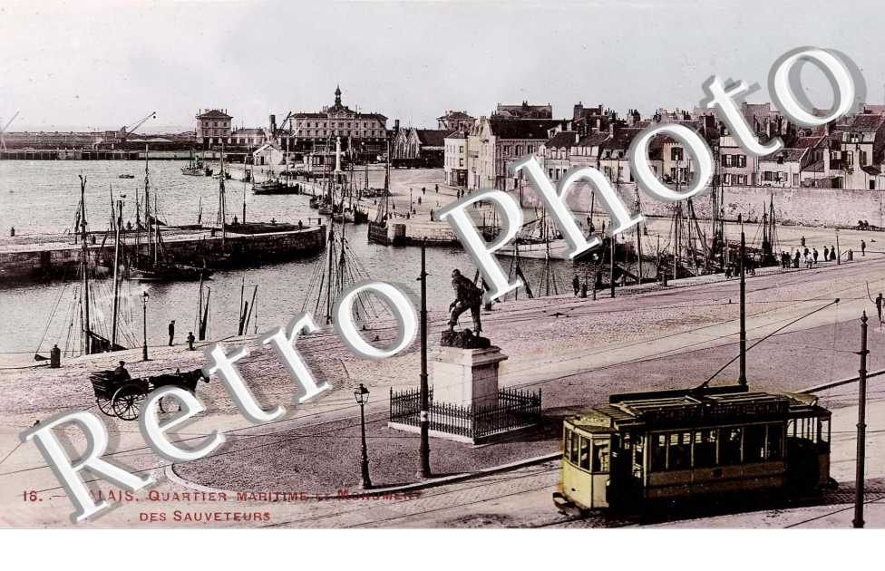 QUARTIER MARITIME ET MONUMENT DES SAUVETEURS