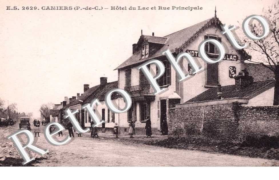 Hôtel du Lac et Rue Principale