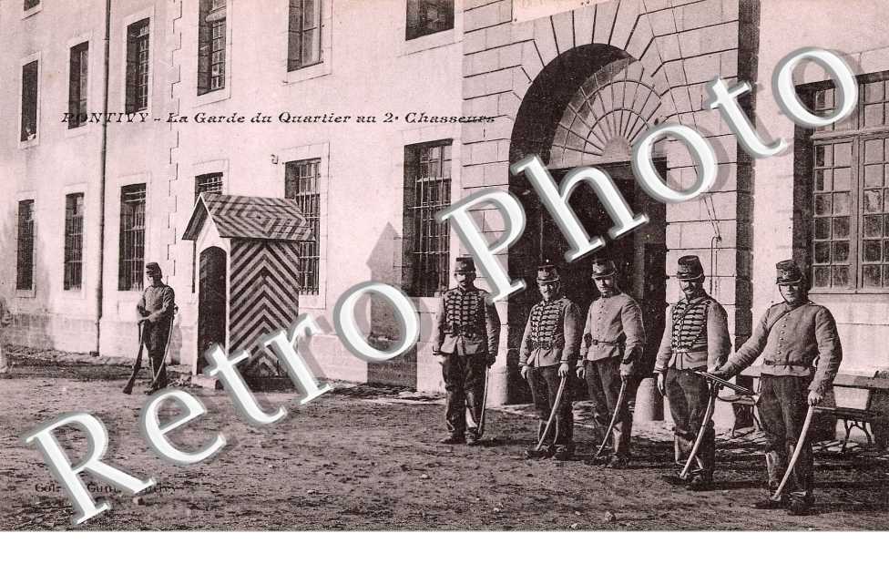 - la garde du quartier au  2Â° chasseurs