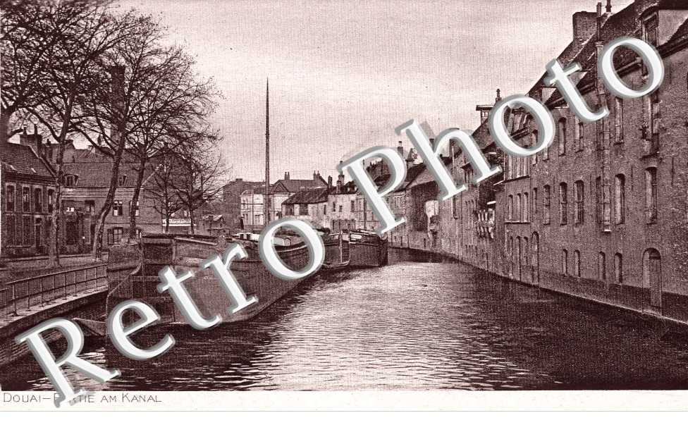DOUAI-PARTIE AM CANAL