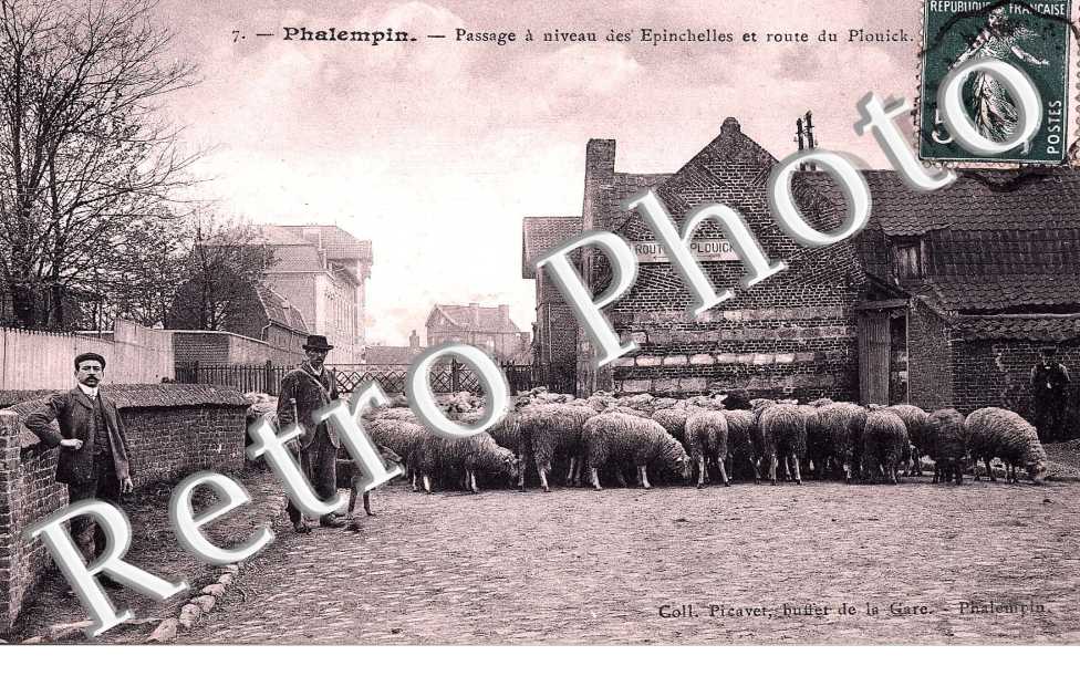 passage a niveaux des Epinchelles et route du Plouick
