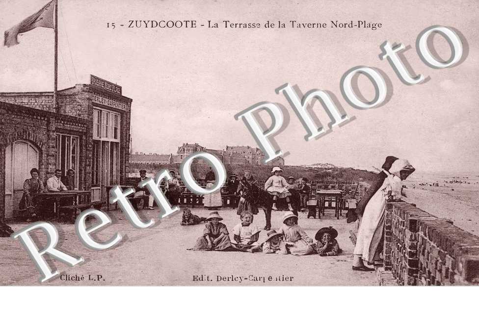 la terrasse de la taverne Nord-Plage