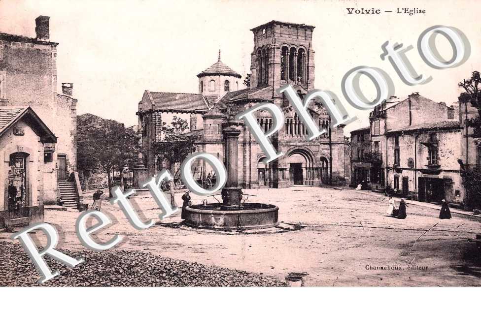L&#039;eglise "avec fontaine"