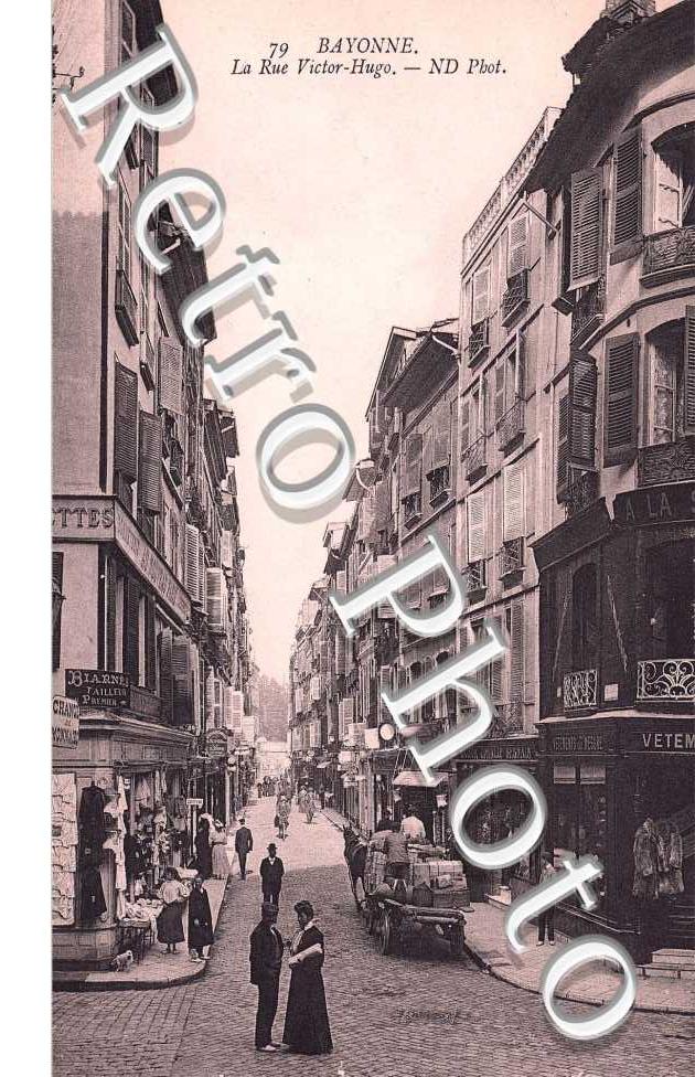 La Rue Victor Hugo