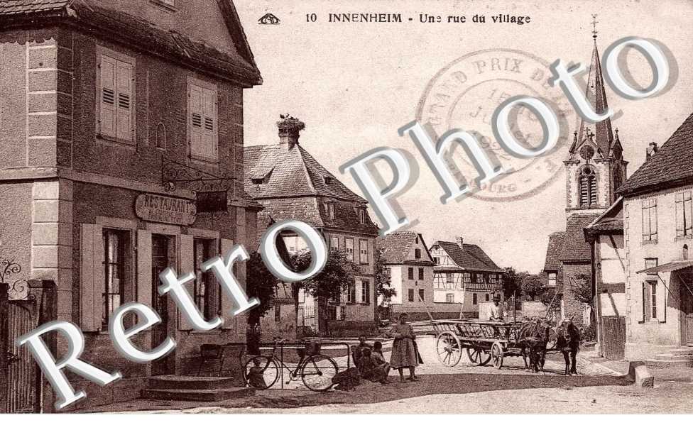 une rue du village