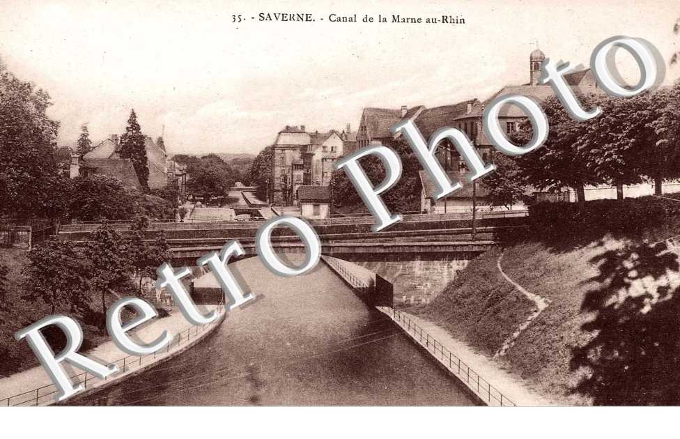 Une Vue sur le Canal