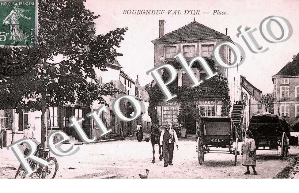 Bourgneuf Val d&#039;Or - La Place