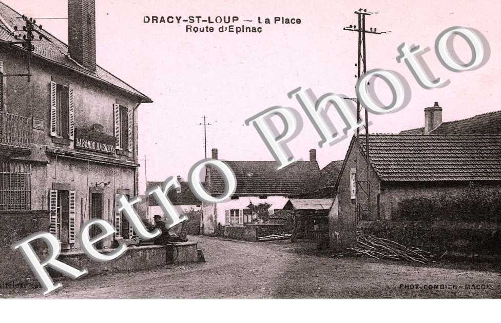 la place - Route d&#039;Epinac