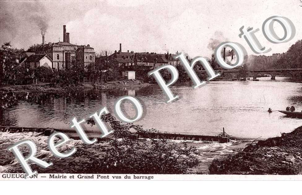 MAIRIE ET GRAND PONT