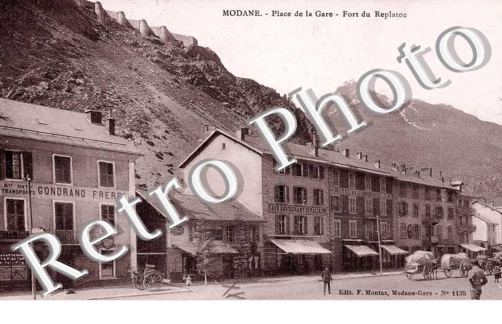 Place de la gare - Fort du Replaton