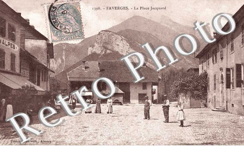 La Place Jacquard