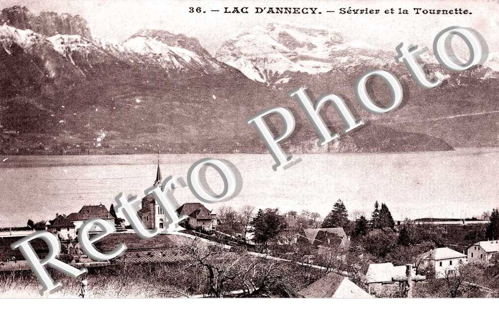 Lac d&#039;Annecy et la Tournette