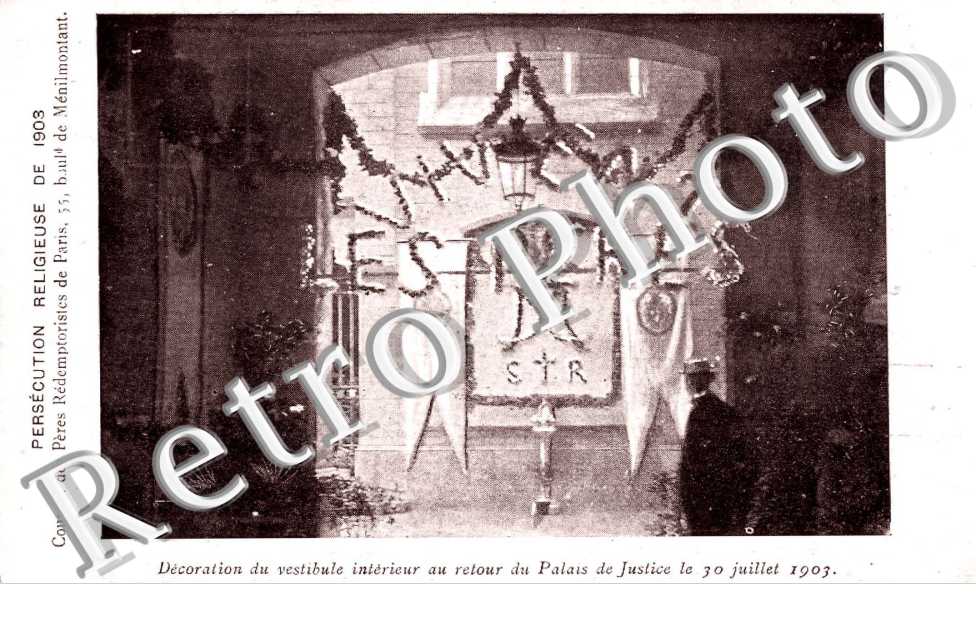 Couvent des Peres Redemptoristes, Decoration du Vestibule au retour du Palais de Justice 55 boulevard de Menilmontant