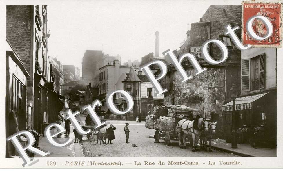 La rue du Mont Cenis - La Tourelle