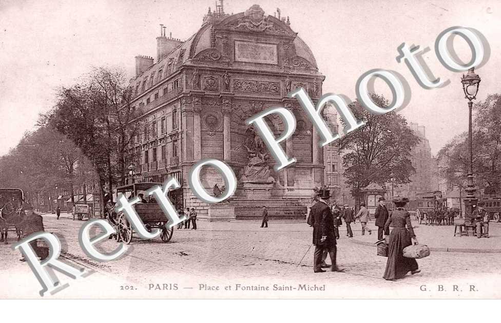 PLACE ET FONTAINE SAINT MICHEL