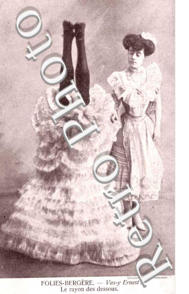 "vas y Ernest, le rayon des dessous