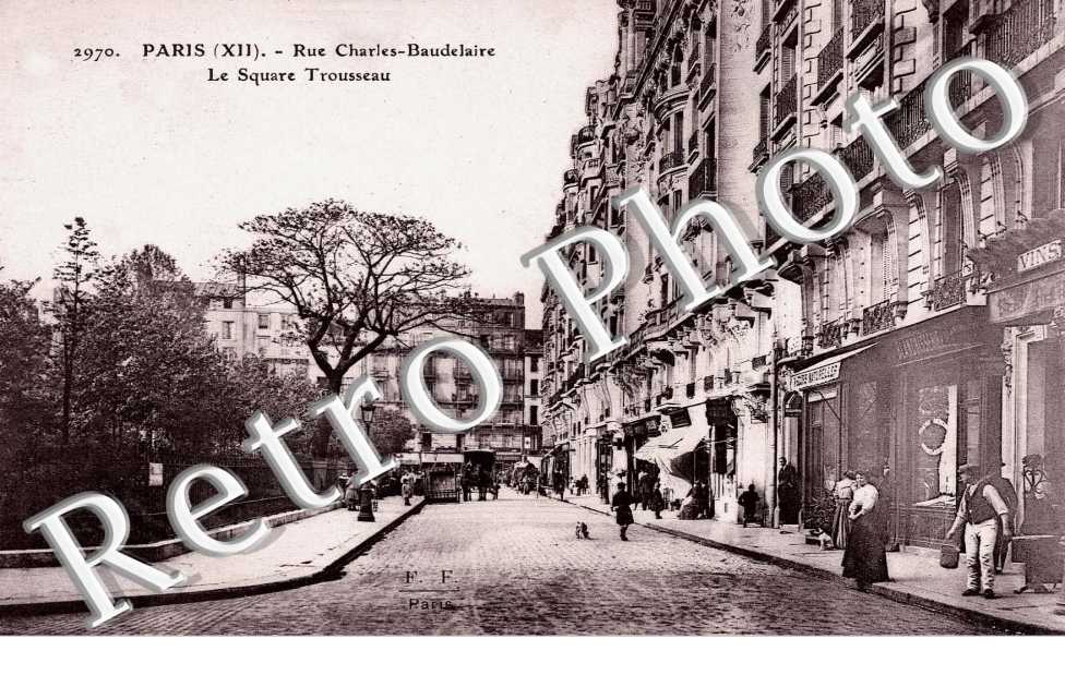 rue Charles Baudelaire Le square Trousseau