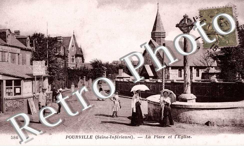 LA PLACE ET L'EGLISE