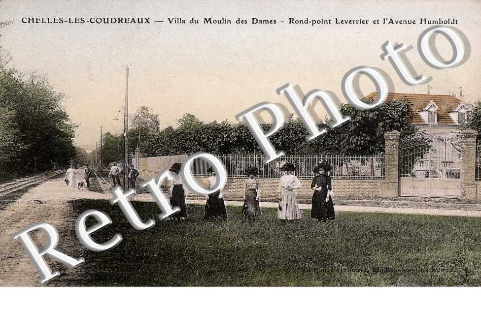 Villa du moulin des Dames - Rond-point Leverrier et l&#039;avenue Humboldt (couleur)