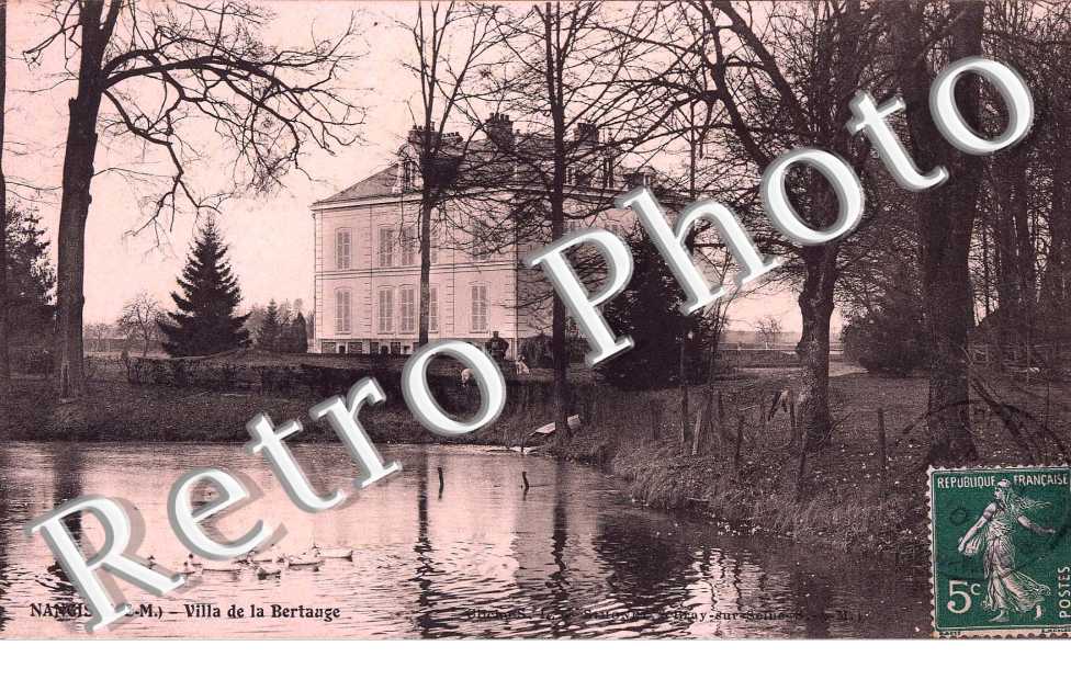 VILLA DE LA BERTAUGE
