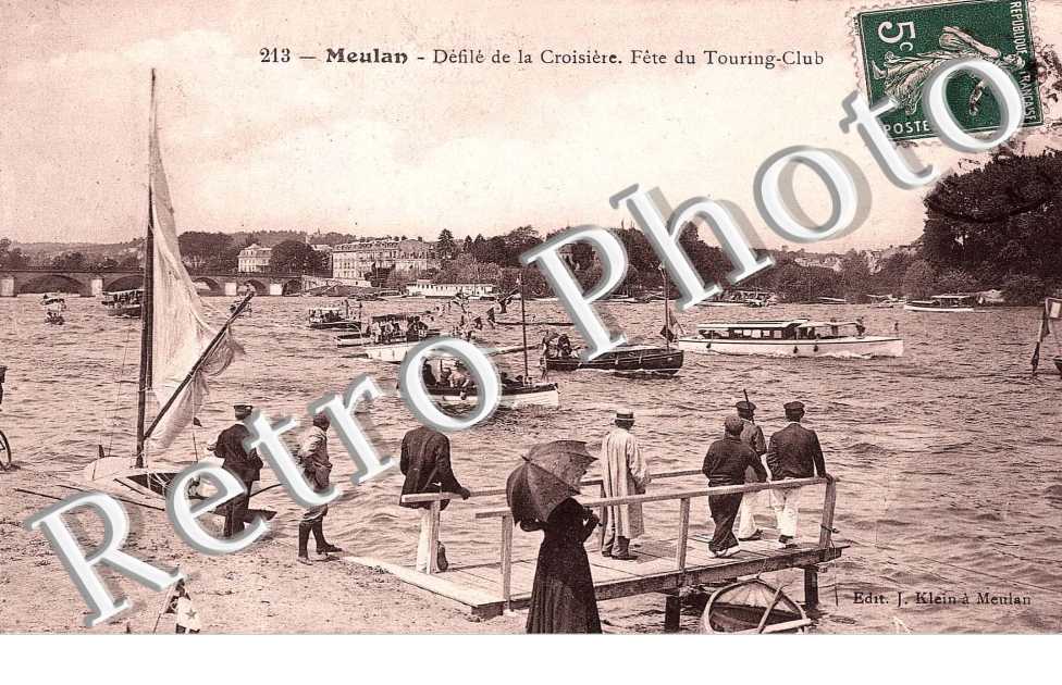 DEFILE DE LA CROISIERE FETE DU TOURING CLUB