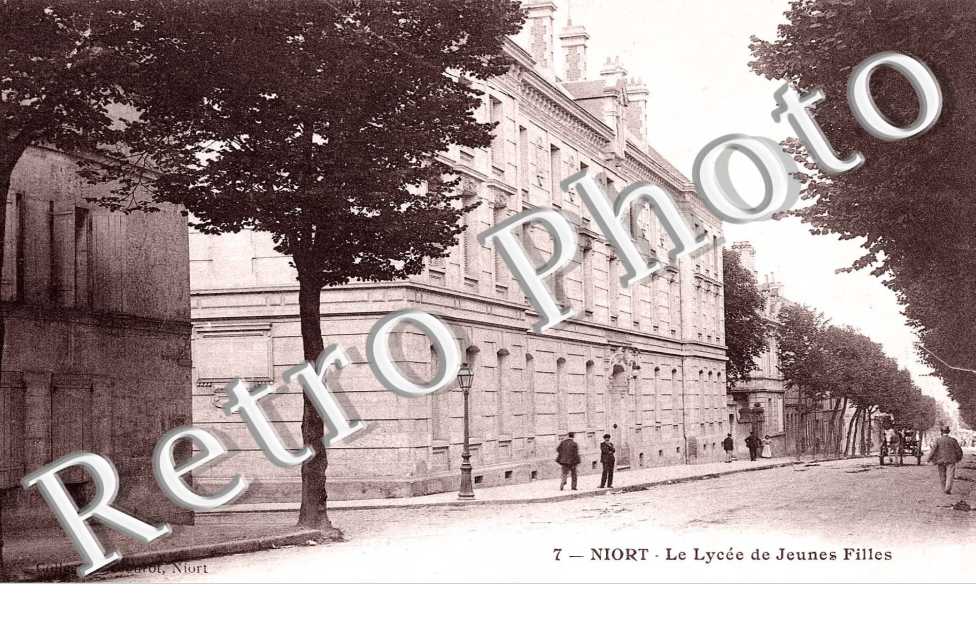 le Lycee de Jeunes Filles