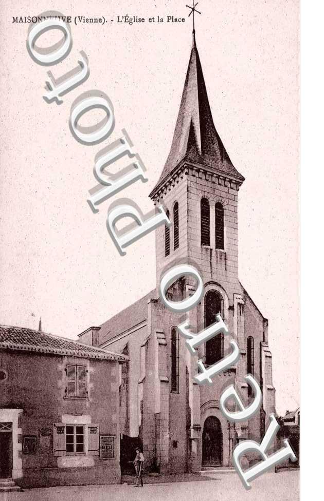 L'eglise et la place
