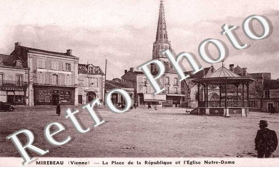 Place de la République et Eglise Notre Dame