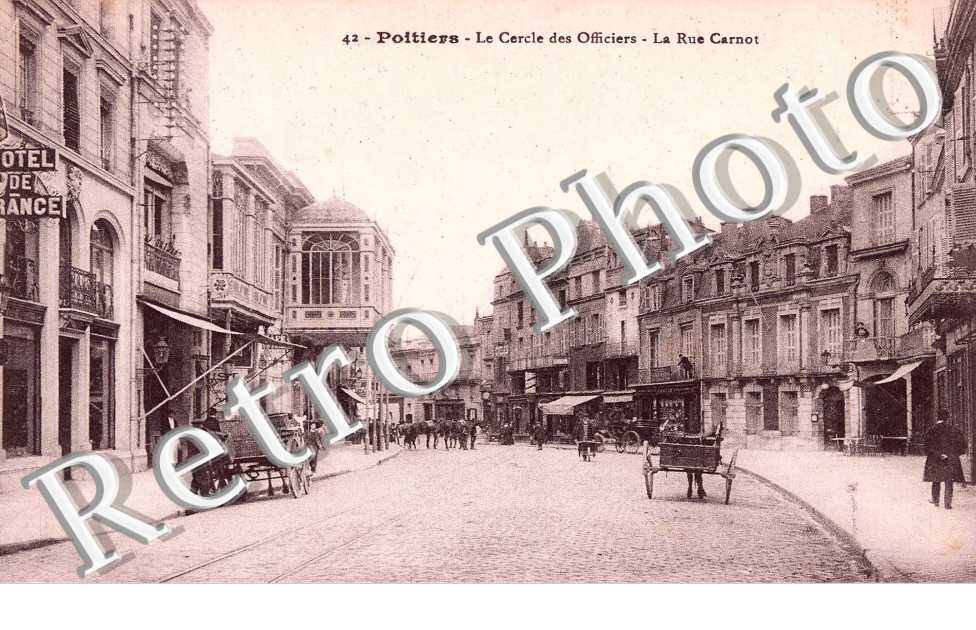 Cercle des Officiers et rue Carnot