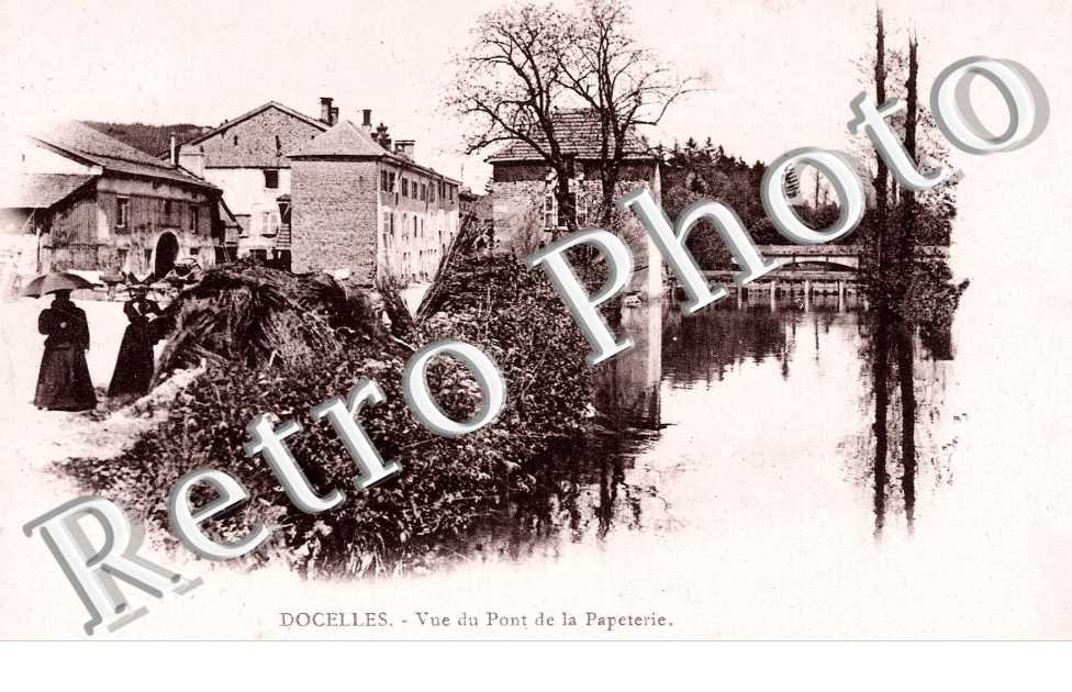Vue du pont de la papeterie