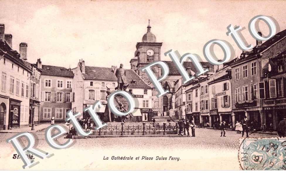 La cathedrale et place Jules Ferry