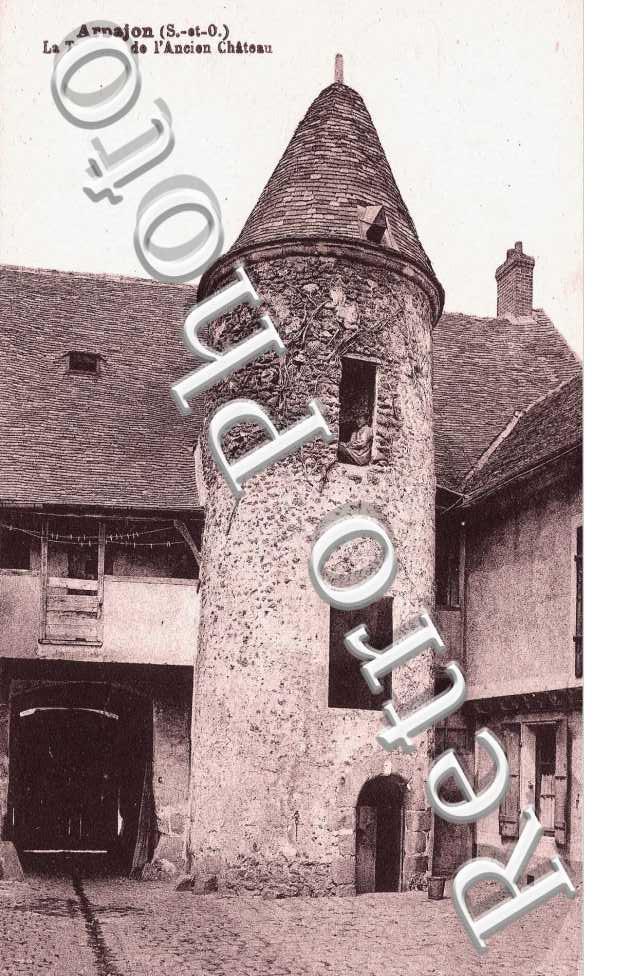 La tourelle de l&#039;ancien chateau