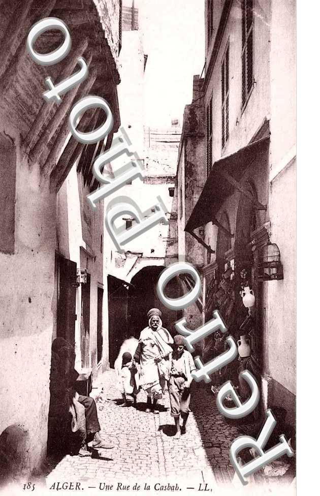 Une rue de la Casbah