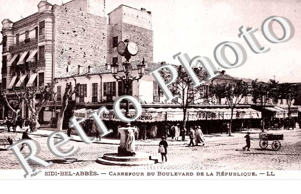 Carrefour du Boulevard de la Republique