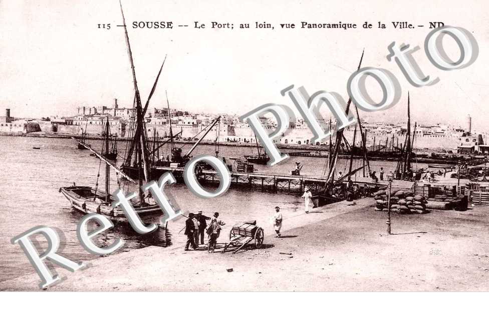 le port  et vue panoramique de la ville