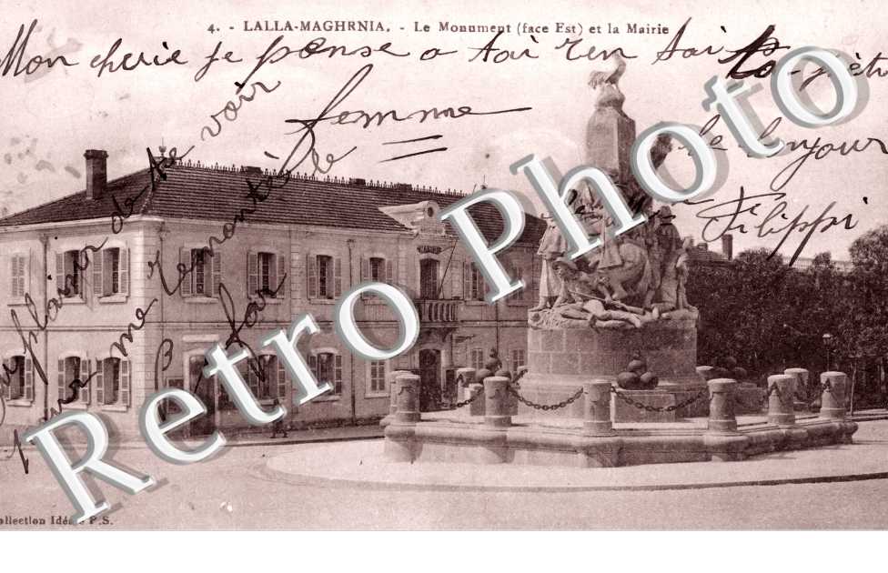 le monument et la mairie