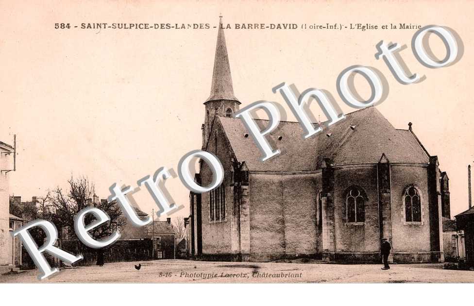 L&#039;EGLISE ET LA MAIRIE