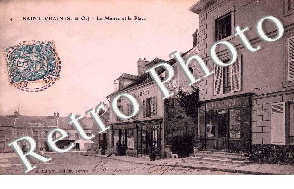 La Mairie et la Place