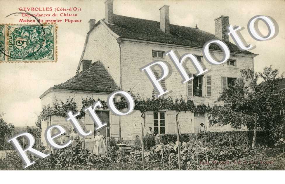 Dependances du chateau - maison du premier Piqueur